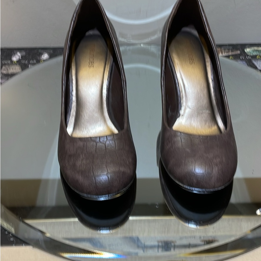 Maurices Dark Brown Crocodile Pattern Heels Maurices Dark Brown Crocodile Pattern Heels